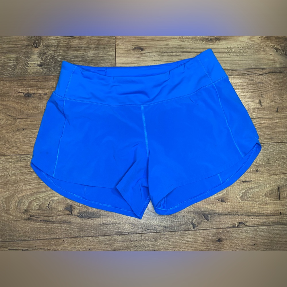 Lululemon Speed Up Mid-Rise Lined Short 4"
Poolside Size 8 - Picture 3 of 5